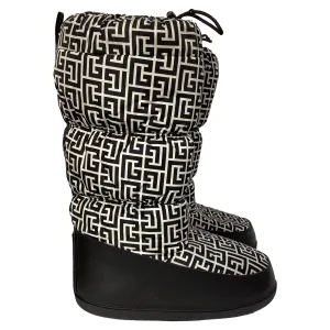 Balmain Printed Quilted Snow Boots in Black and White Polyamide