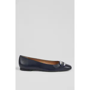 Cayden Flats