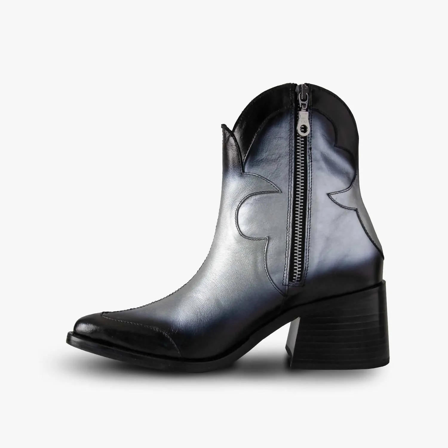 Double Trouble Boots In Silver