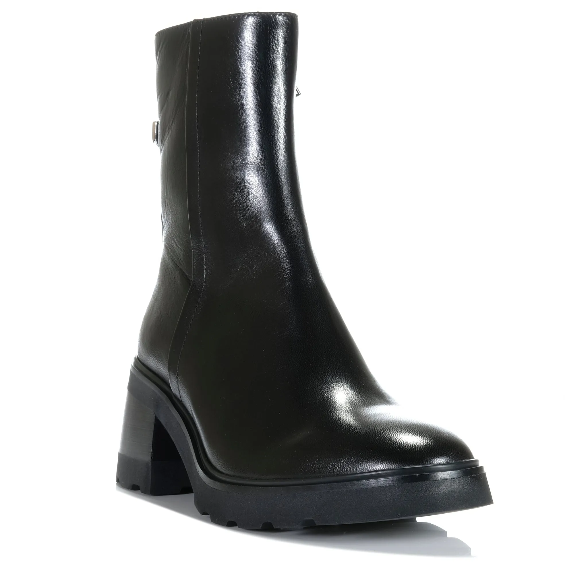 EOS Finley Black