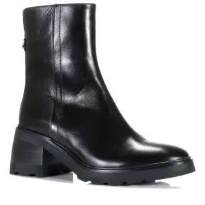 EOS Finley Black