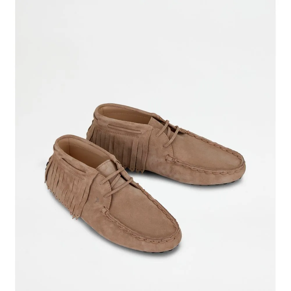 Gommino Desert Boots in Suede
