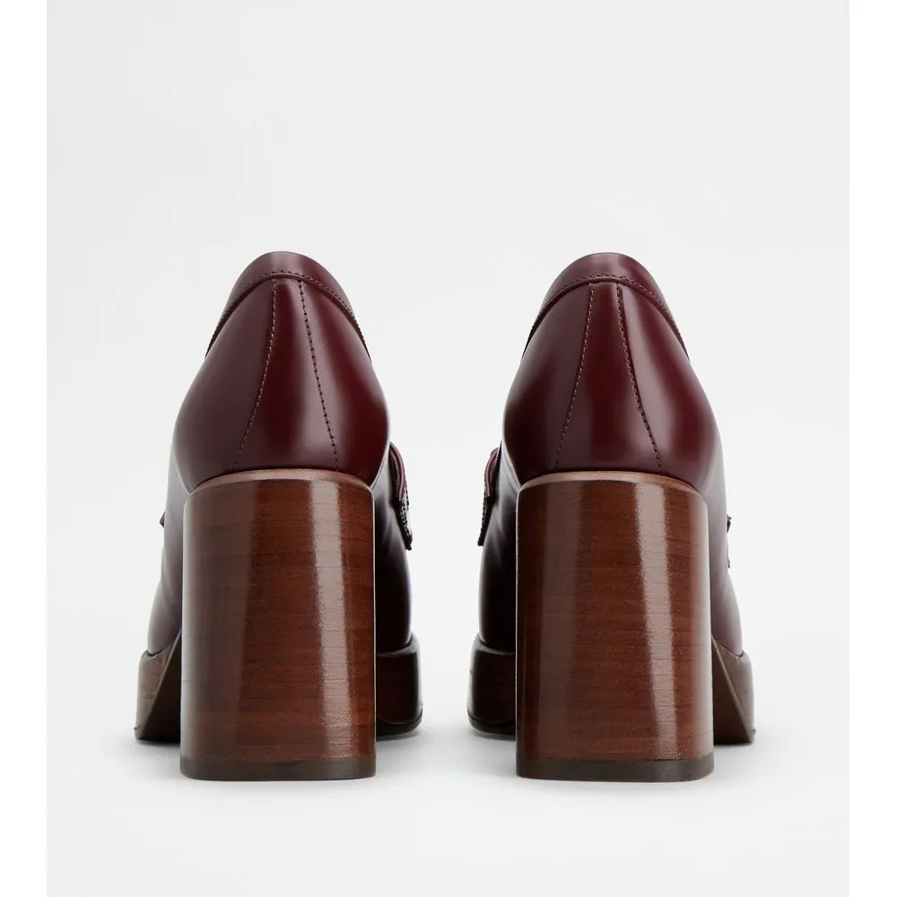 Heeled Loafers in Leather