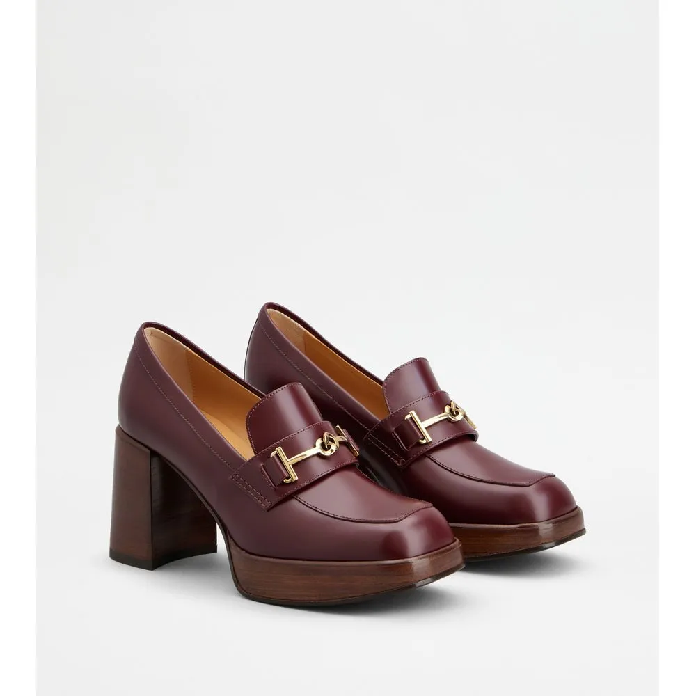 Heeled Loafers in Leather