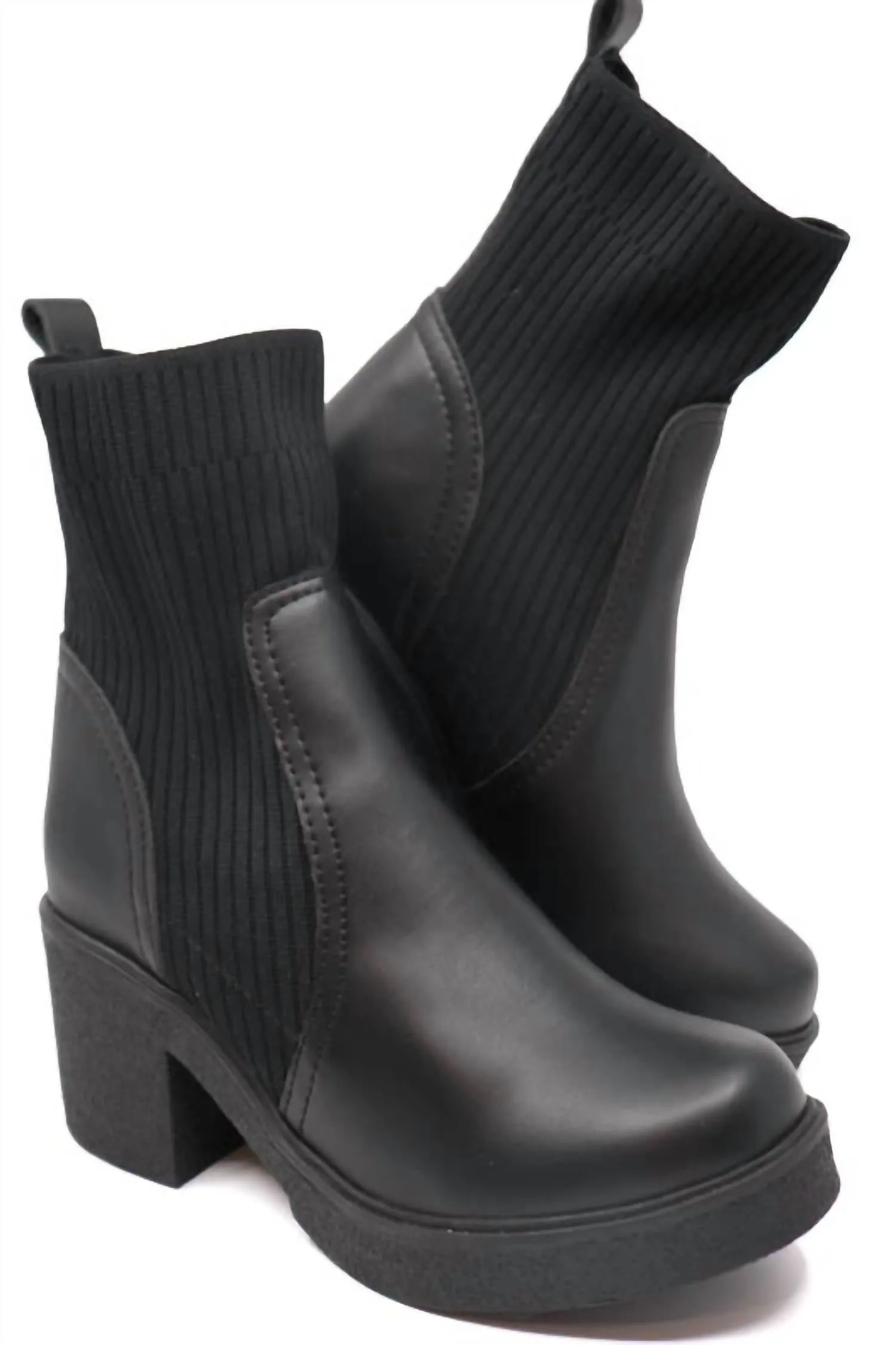 Kiki 2 Boots In Black