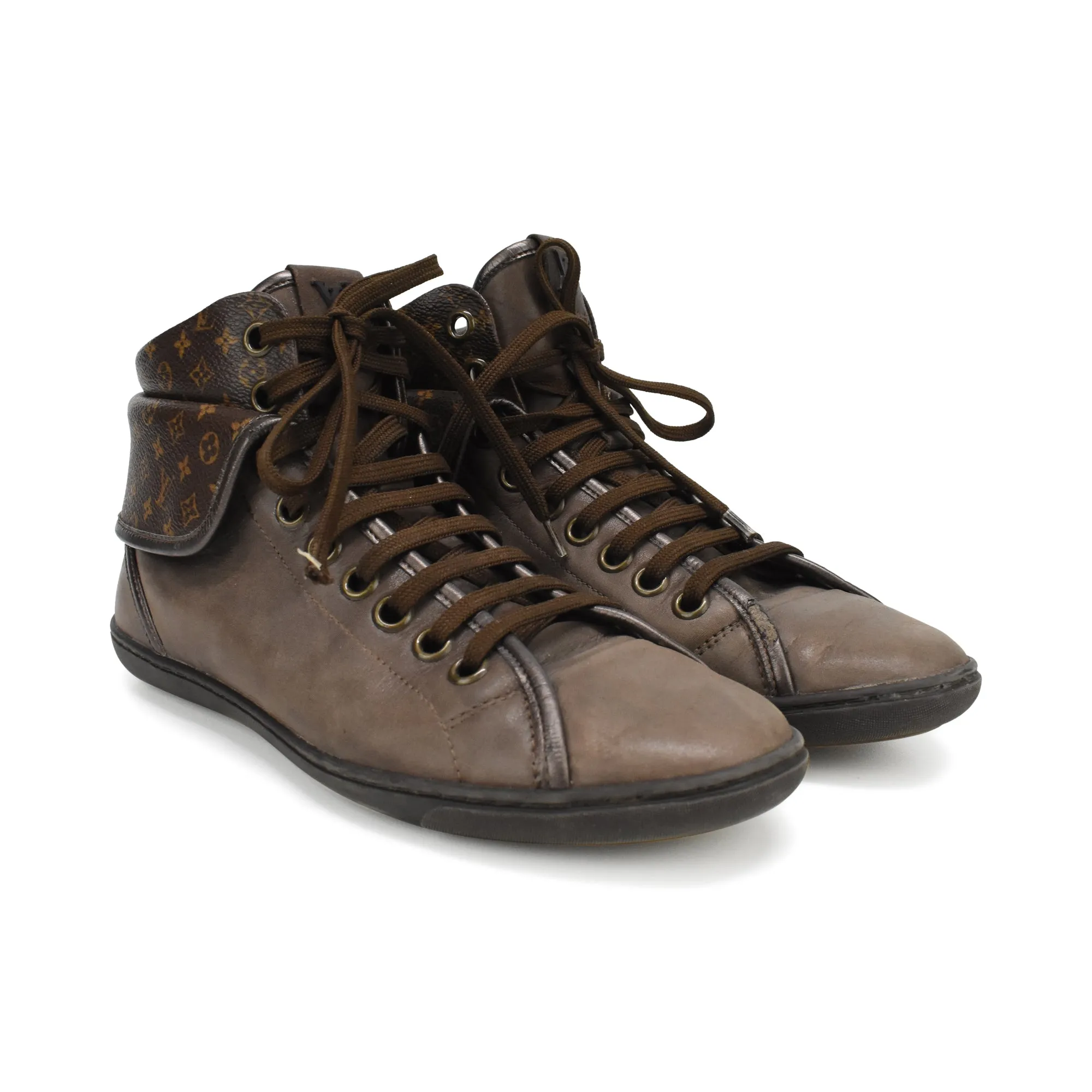 Louis Vuitton Sneakers - Women's 38