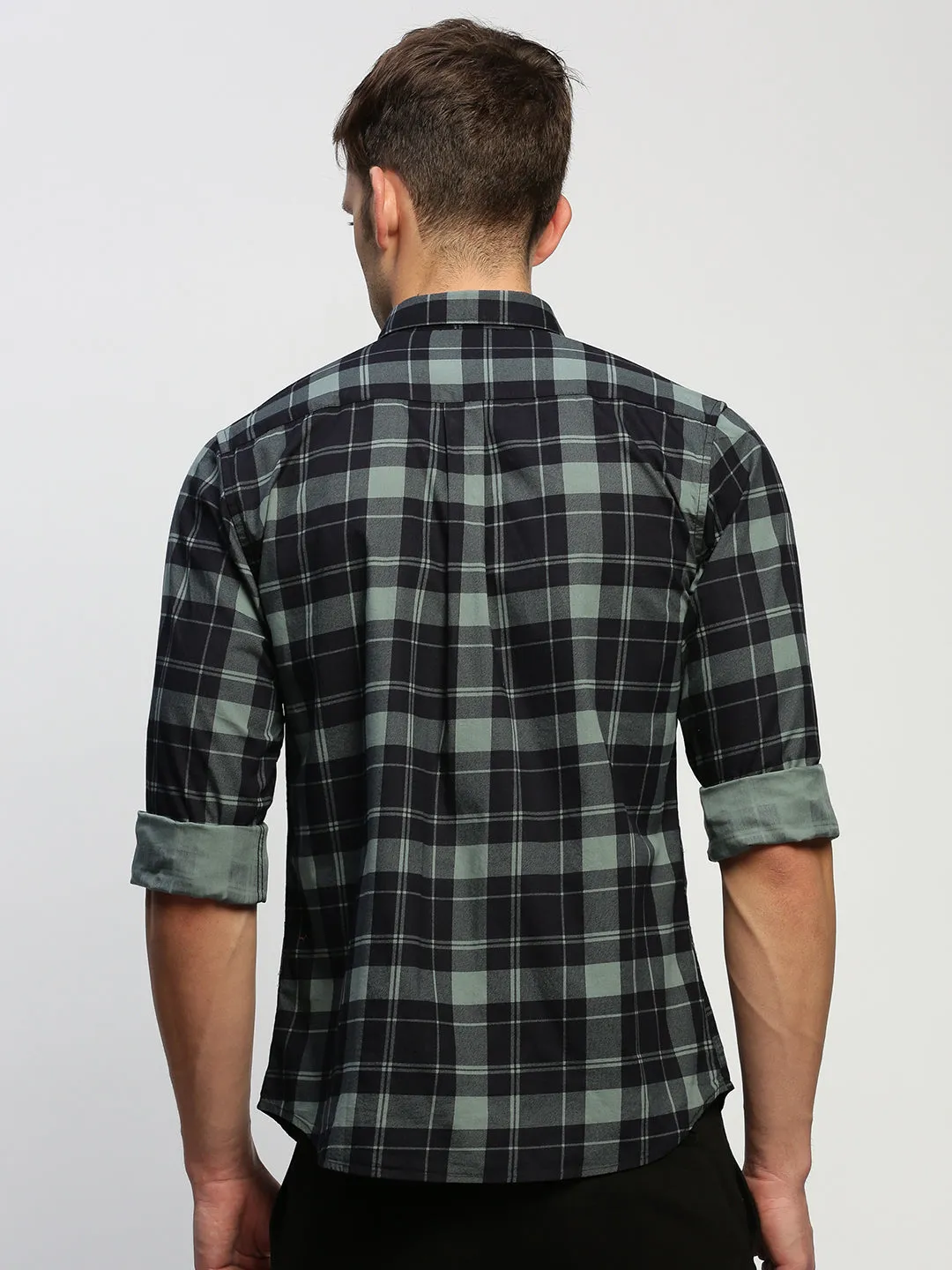 Men Black Standard Slim Fit Tartan Checked Cotton Casual Shirt