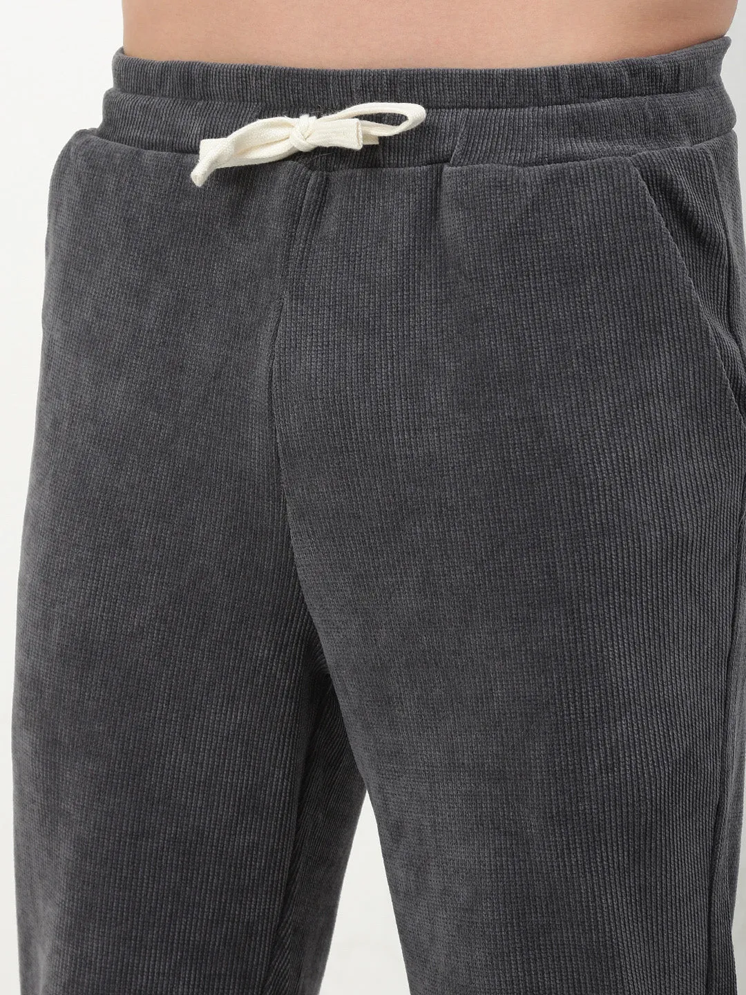 Men Dark Grey Solid Straight Fit Trousers