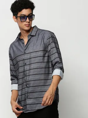 Men Grey Premium Slim Fit Horizontal Stripes Chambray Cotton Casual Shirt