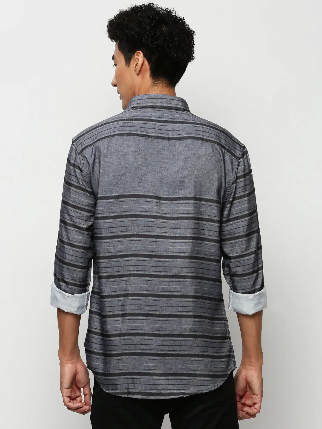 Men Grey Premium Slim Fit Horizontal Stripes Chambray Cotton Casual Shirt