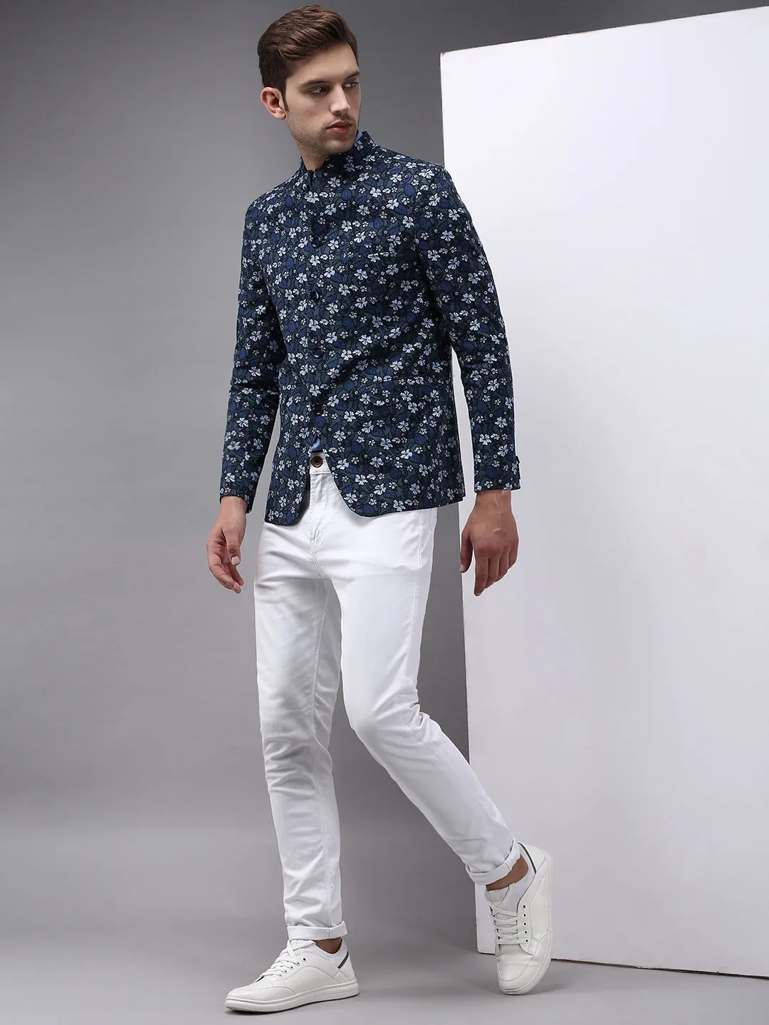Men Grey Printed Single- Breasted Blazers