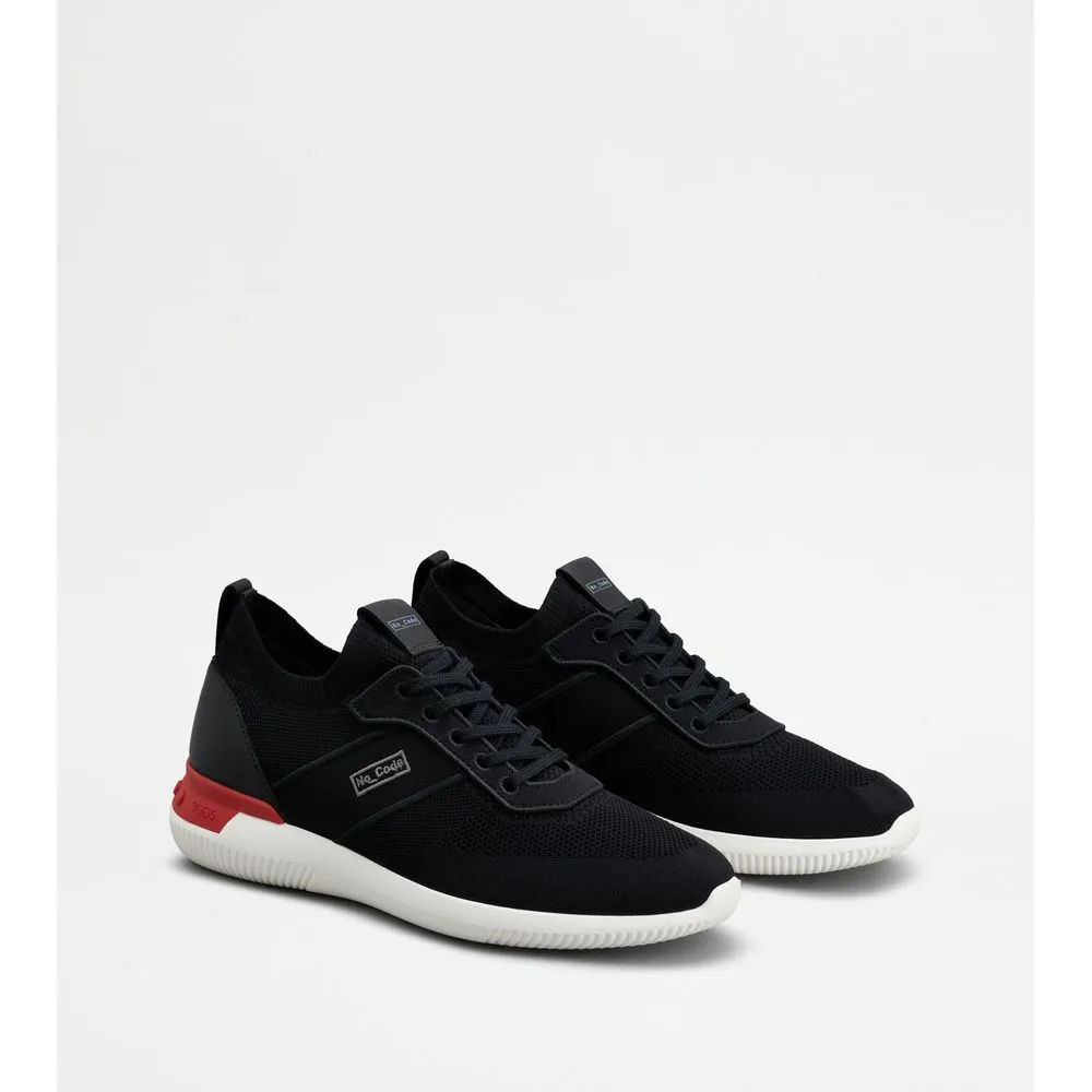 No_Code Knit in Technical Fabric and Leather