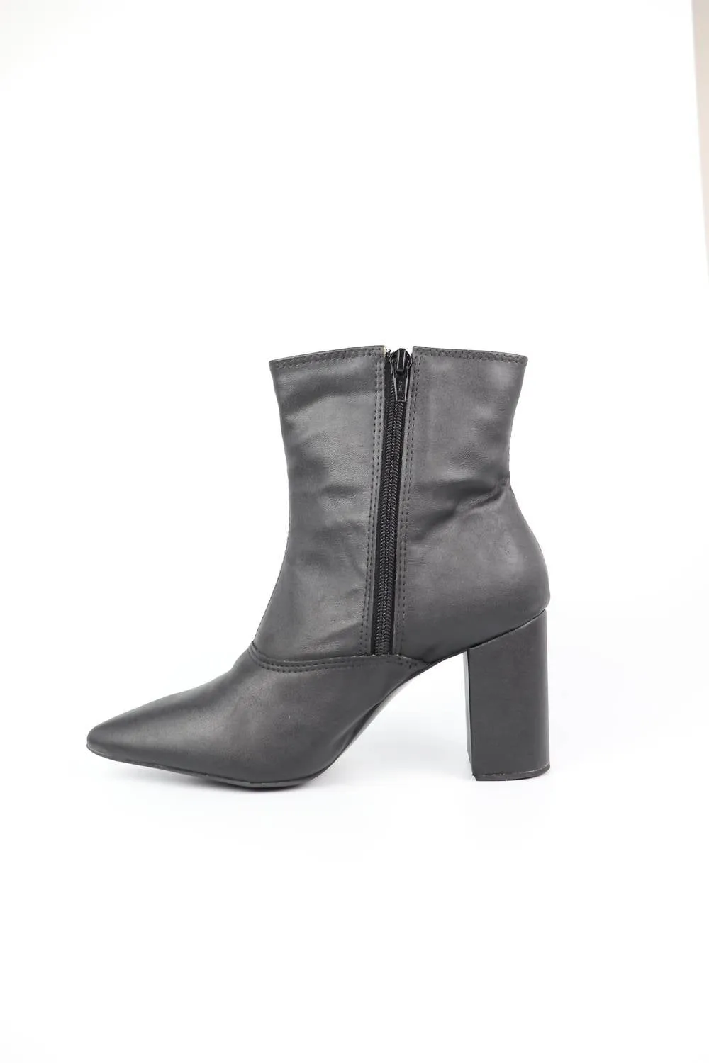 Sophia Boots In Black