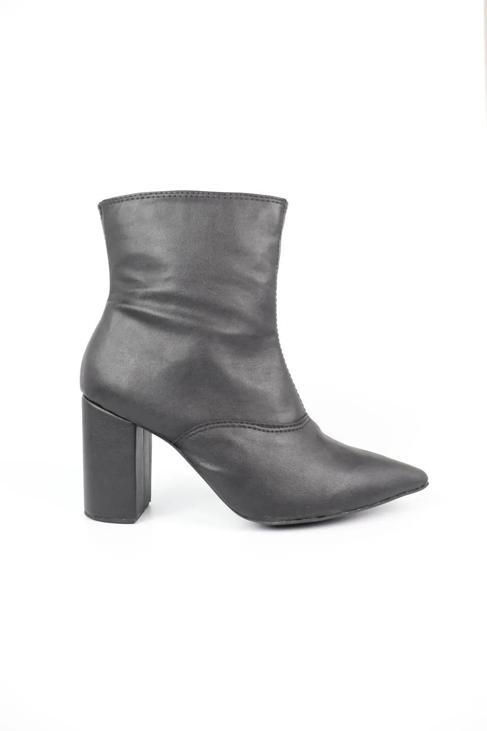 Sophia Boots In Black