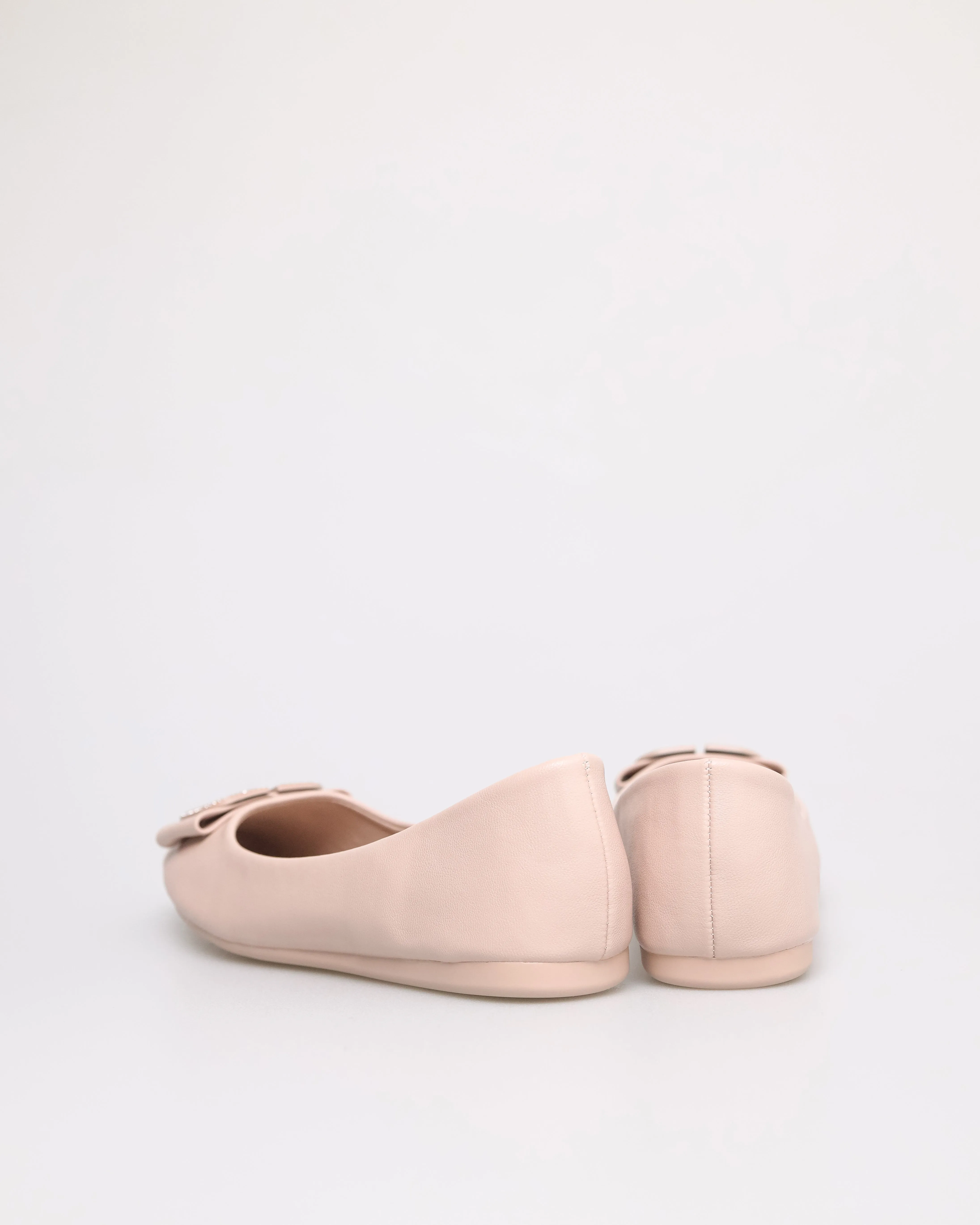 Tomaz NN255 Ladies Emblem Buckle Flats