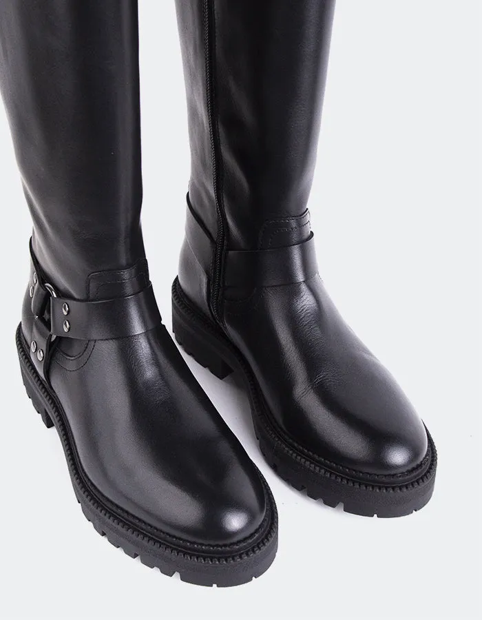 Turvol Black Leather