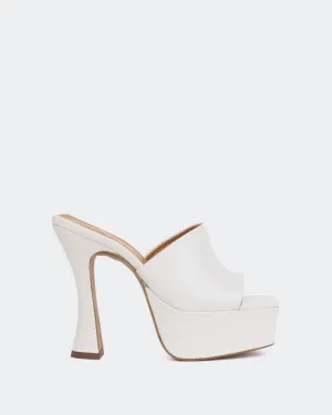 Weekend Off White Leather