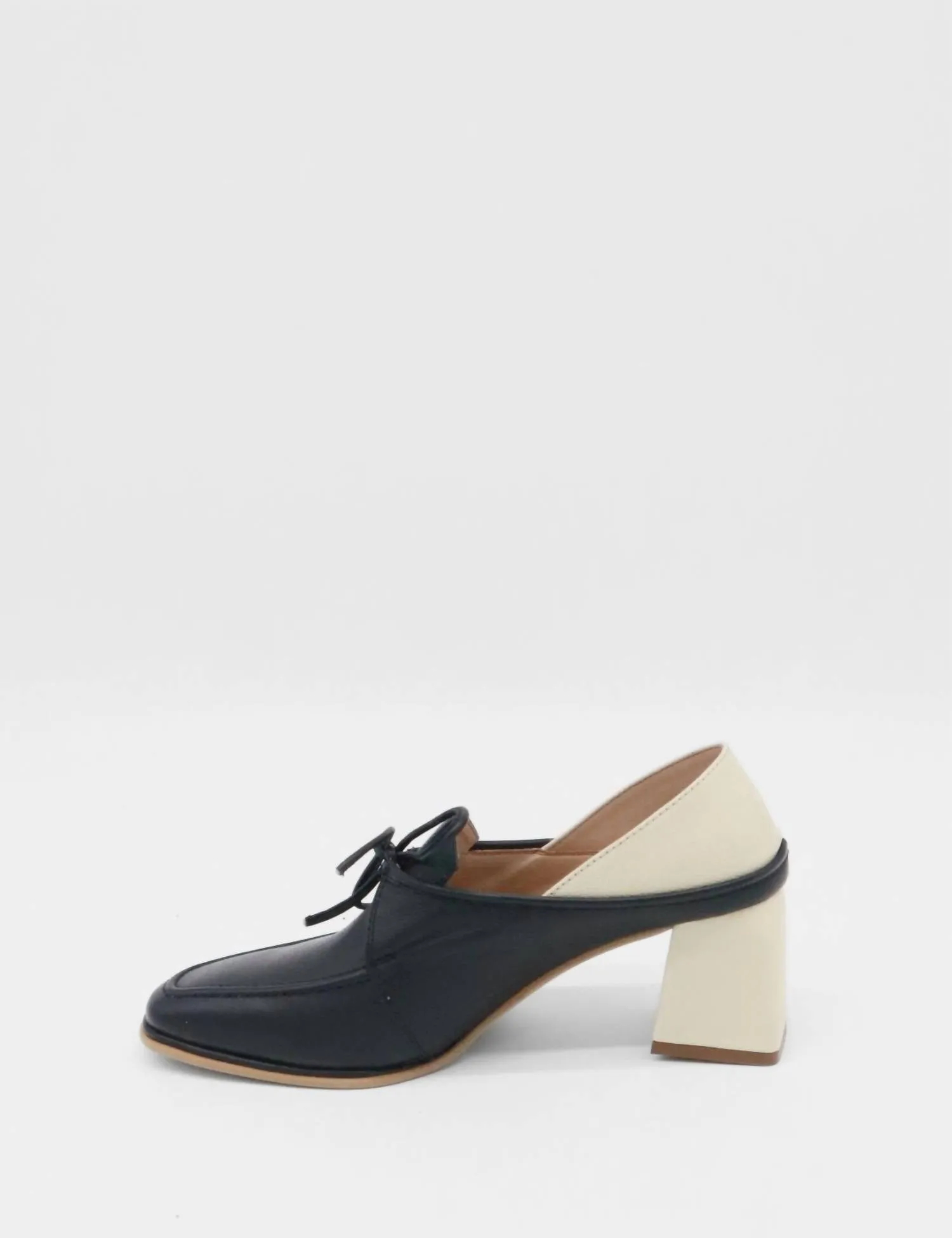 Women's Focus Heeled Loafers In Black/off-White