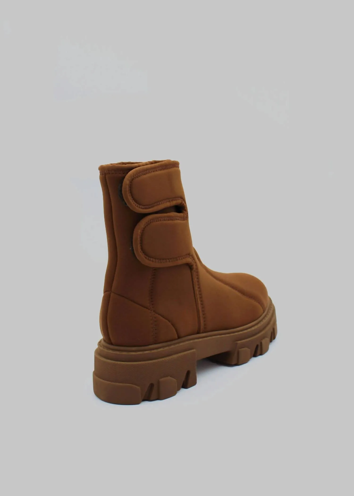 Women's Scuba Boots In Brown