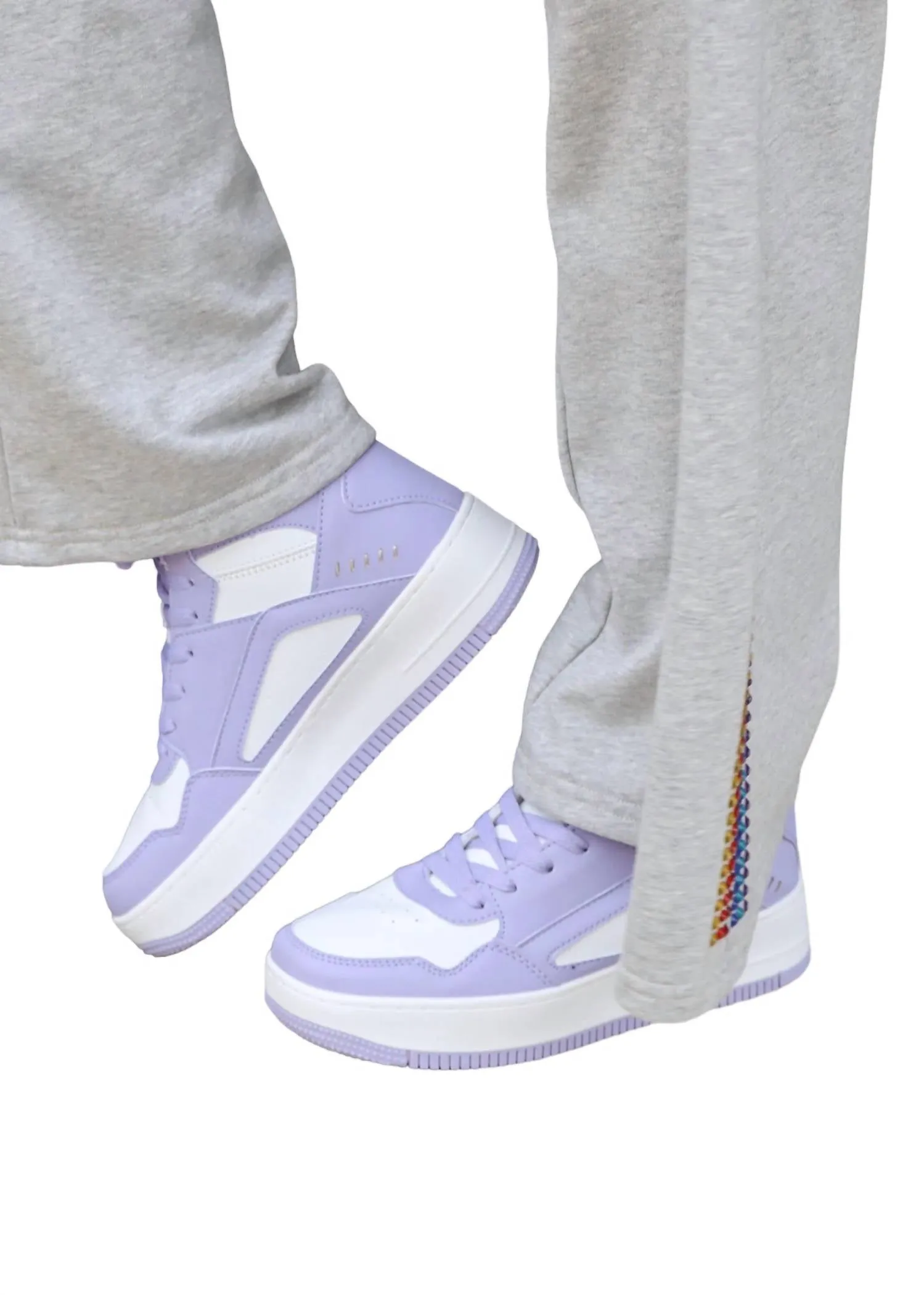 Women's Sneaker In White/purple