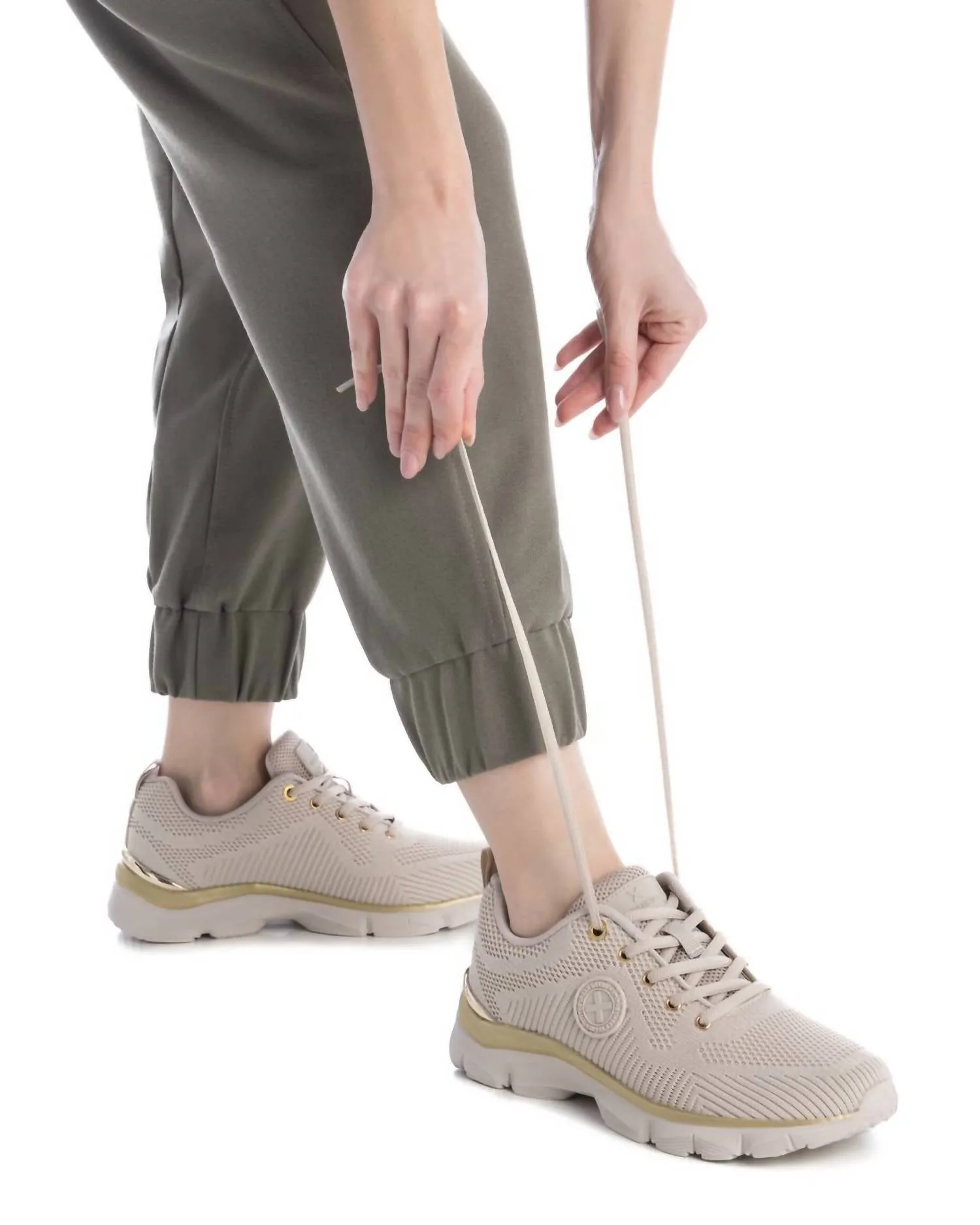 Women's Trainer Sneakers In Beige